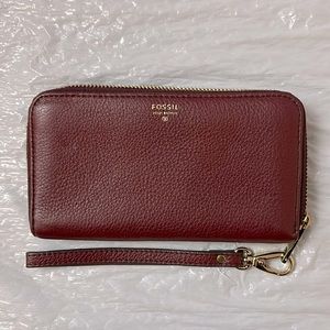 Fossil Emma Burgundy RFID Large Zip Around Wristlet Leather Clutch Wallet